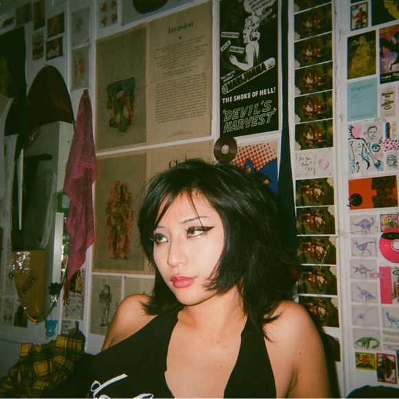 Meet your Posher, Michele - Picture 1 of 1